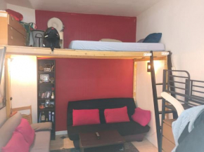 Studio sympa meublé et équipé Paris Nation.